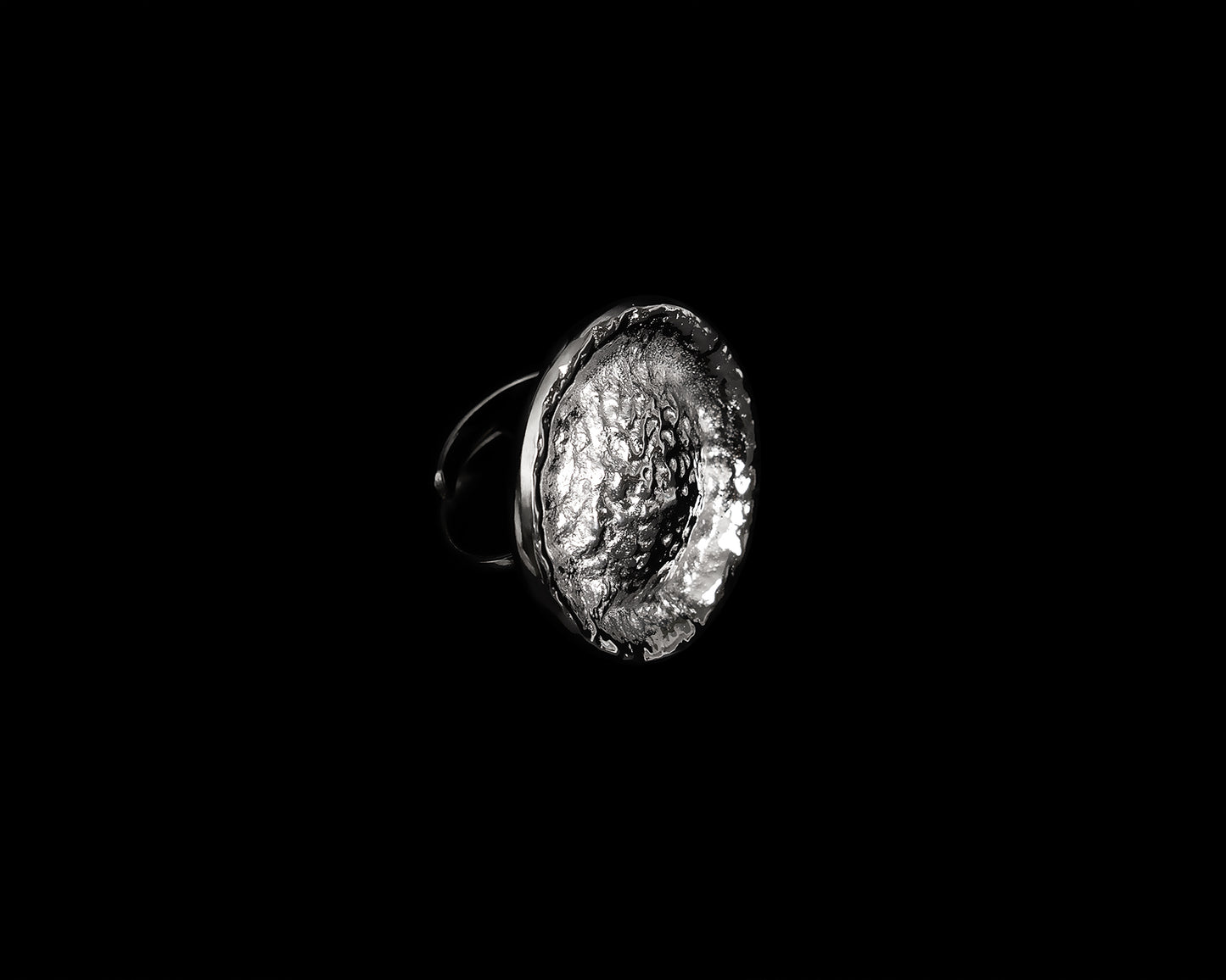 Mwamba Ring