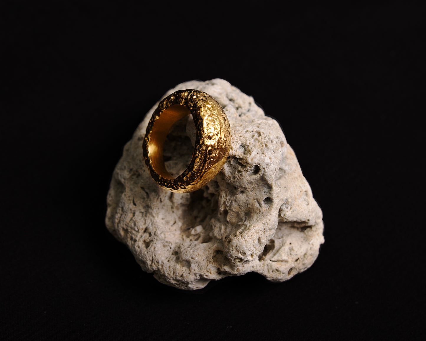 Gwar Ring